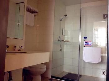 Hanting Express Hotel Wuxi Sunshine Square Εξωτερικό φωτογραφία